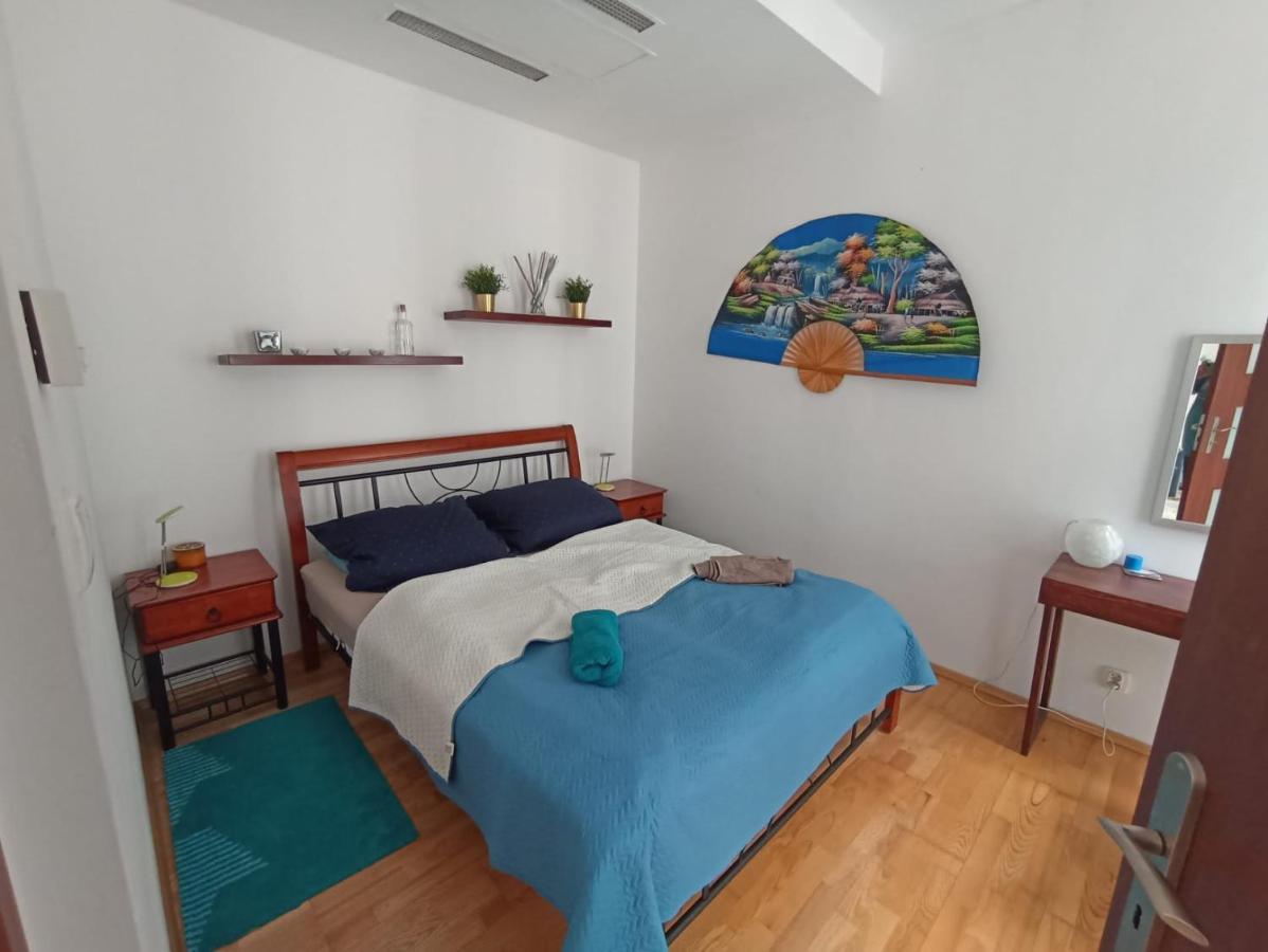 Apartament Wielopole 17 Краков Экстерьер фото